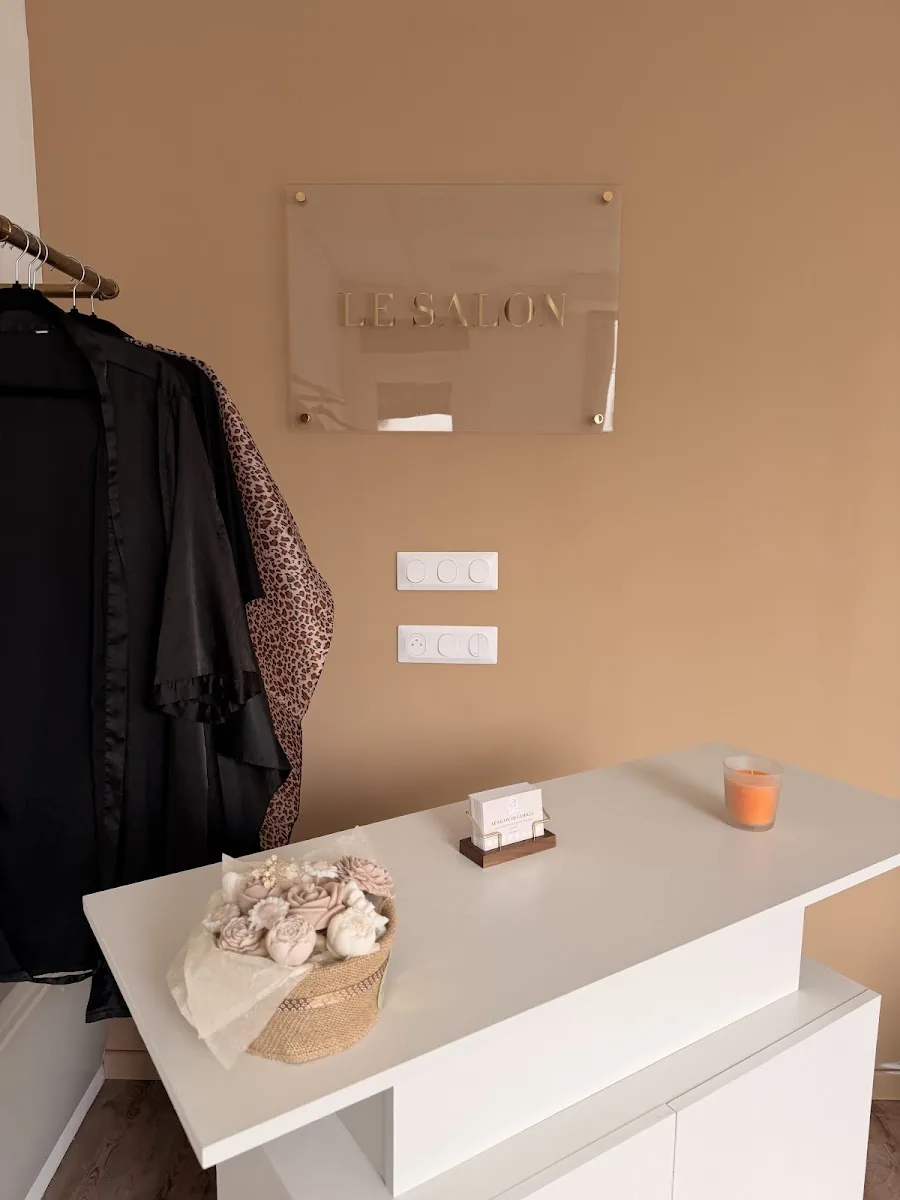 Intérieur du Salon de Camille — coiffeur à Boulogne-sur-Mer